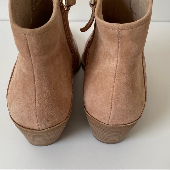 Louise Et Cie Vada Demure Tan/Pink/Nude Suede Leather Ankle Boots size 8.5 - Picture 7 of 12